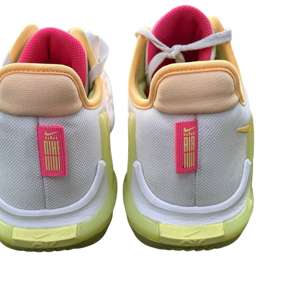 Nike LeBron Witness 6 Basketball Shoes Light Melon Men’s Size 8 - Picture 6 of 9